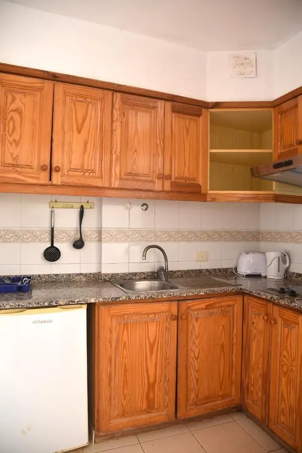 Sunny Silencio Park Apartment Arona